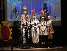 Foto de la galería: Talentos Posadas cerró el año con su gala en el Montoya