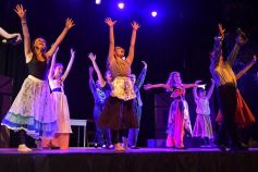 Foto de la galería: Talentos Posadas cerró el año con su gala en el Montoya