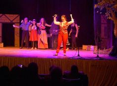 Foto de la galería: Talentos Posadas cerró el año con su gala en el Montoya