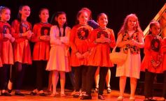 Foto de la galería: Talentos Posadas cerró el año con su gala en el Montoya