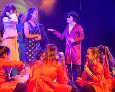 Foto de la galería: Talentos Posadas cerró el año con su gala en el Montoya