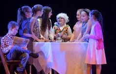 Foto de la galería: Talentos Posadas cerró el año con su gala en el Montoya