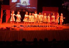 Foto de la galería: Talentos Posadas cerró el año con su gala en el Montoya