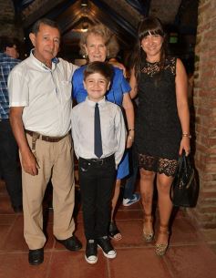 Foto de la galería: Primera Comunión en la parroquia Santos Mártires