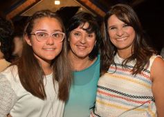 Foto de la galería: Primera Comunión en la parroquia Santos Mártires