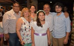 Foto de la galería: Primera Comunión en la parroquia Santos Mártires