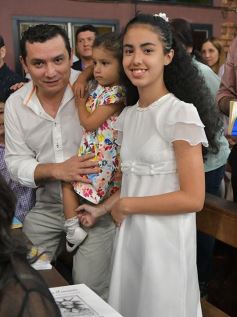 Foto de la galería: Primera Comunión en la parroquia Santos Mártires