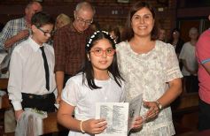 Foto de la galería: Primera Comunión en la parroquia Santos Mártires