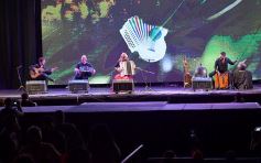 Foto de la galería: Postales de la segunda noche del Festival del Litoral