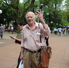 Foto de la galería: Extensa recorrida por Posadas para saludar a nuestros amigos
