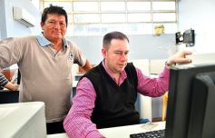 Foto de la galería: Extensa recorrida por Posadas para saludar a nuestros amigos