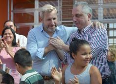 Foto de la galería: Passalacqua y Frigerio inauguraron una sede social y obras de infraestructura urbana en Posadas