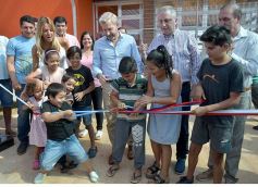 Foto de la galería: Passalacqua y Frigerio inauguraron una sede social y obras de infraestructura urbana en Posadas
