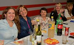 Foto de la galería: Encuentro inolvidable: periodistas celebraron los 20 años de egresados