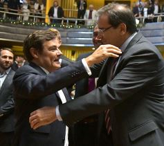 Foto de la galería: Carlos Rovira fue reelecto para conducir por un nuevo período el Poder Legislativo