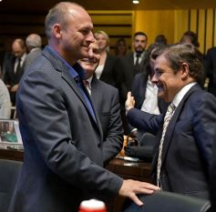 Foto de la galería: Carlos Rovira fue reelecto para conducir por un nuevo período el Poder Legislativo