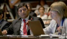 Foto de la galería: Carlos Rovira fue reelecto para conducir por un nuevo período el Poder Legislativo