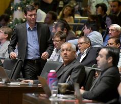 Foto de la galería: Carlos Rovira fue reelecto para conducir por un nuevo período el Poder Legislativo