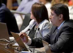 Foto de la galería: Carlos Rovira fue reelecto para conducir por un nuevo período el Poder Legislativo