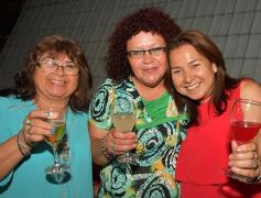 Foto de la galería: Se reunieron los ex compañeros del legendario supermercado Iñiguez