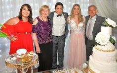 Foto de la galería: Darío Martínez y Tamara Pintos dieron el "sí" en Posadas: las mejores fotos del casamiento