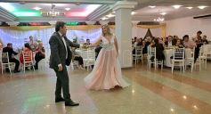Foto de la galería: Darío Martínez y Tamara Pintos dieron el "sí" en Posadas: las mejores fotos del casamiento