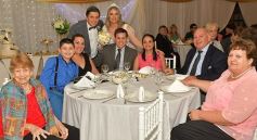 Foto de la galería: Darío Martínez y Tamara Pintos dieron el "sí" en Posadas: las mejores fotos del casamiento