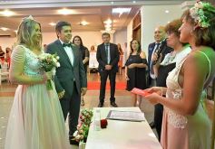 Foto de la galería: Darío Martínez y Tamara Pintos dieron el "sí" en Posadas: las mejores fotos del casamiento
