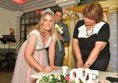 Foto de la galería: Darío Martínez y Tamara Pintos dieron el "sí" en Posadas: las mejores fotos del casamiento