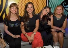 Foto de la galería: El Departamento Informativo de Canal 12, a pleno, despidió el 2018 en el Salón Alvear