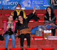 Foto de la galería: A pedido del público: el cierre del Festival del Litoral, inolvidable