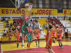 Foto de la galería: Básquet solidario en el Tokio