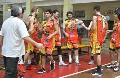 Foto de la galería: Básquet solidario en el Tokio