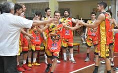 Foto de la galería: Básquet solidario en el Tokio