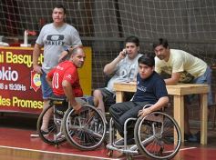 Foto de la galería: Exitoso torneo de básquetbol adaptado en Posadas