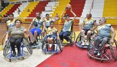 Foto de la galería: Exitoso torneo de básquetbol adaptado en Posadas