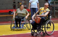 Foto de la galería: Exitoso torneo de básquetbol adaptado en Posadas