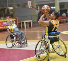 Foto de la galería: Exitoso torneo de básquetbol adaptado en Posadas