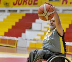 Foto de la galería: Exitoso torneo de básquetbol adaptado en Posadas