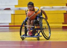 Foto de la galería: Exitoso torneo de básquetbol adaptado en Posadas
