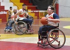 Foto de la galería: Exitoso torneo de básquetbol adaptado en Posadas