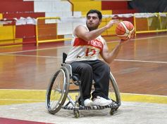 Foto de la galería: Exitoso torneo de básquetbol adaptado en Posadas
