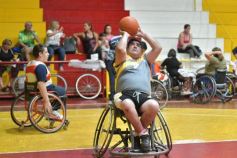 Foto de la galería: Exitoso torneo de básquetbol adaptado en Posadas
