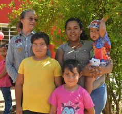 Foto de la galería: La EBY remodela edificios en Candelaria y Garupá