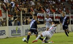 Sixto Fotografías. Deportes. Torneo Federal A - Dura caída de Guaraní ante San Jorge: quedó al borde del descenso
