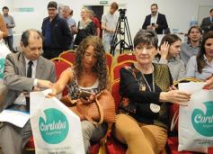 Sixto Fotografías. Sociedad. Posadas - Se podrá ir desde la Tierra Colorada a Córdoba con los beneficios del Ahora Misiones