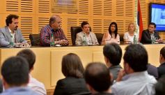 Foto de la galería: Rovira recibió a referentes de la Fundación Lasalle