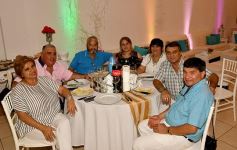 Foto de la galería: Año Nuevo: distintas familias se reunieron para recibir al 2019 en Armando Lío