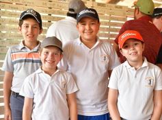 Foto de la galería: El semillero de golf de Tacurú cerró el año con un asado