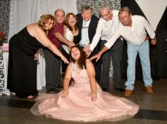 Foto de la galería: Dana festejó los 15 rodeada de la buena onda de sus seres queridos